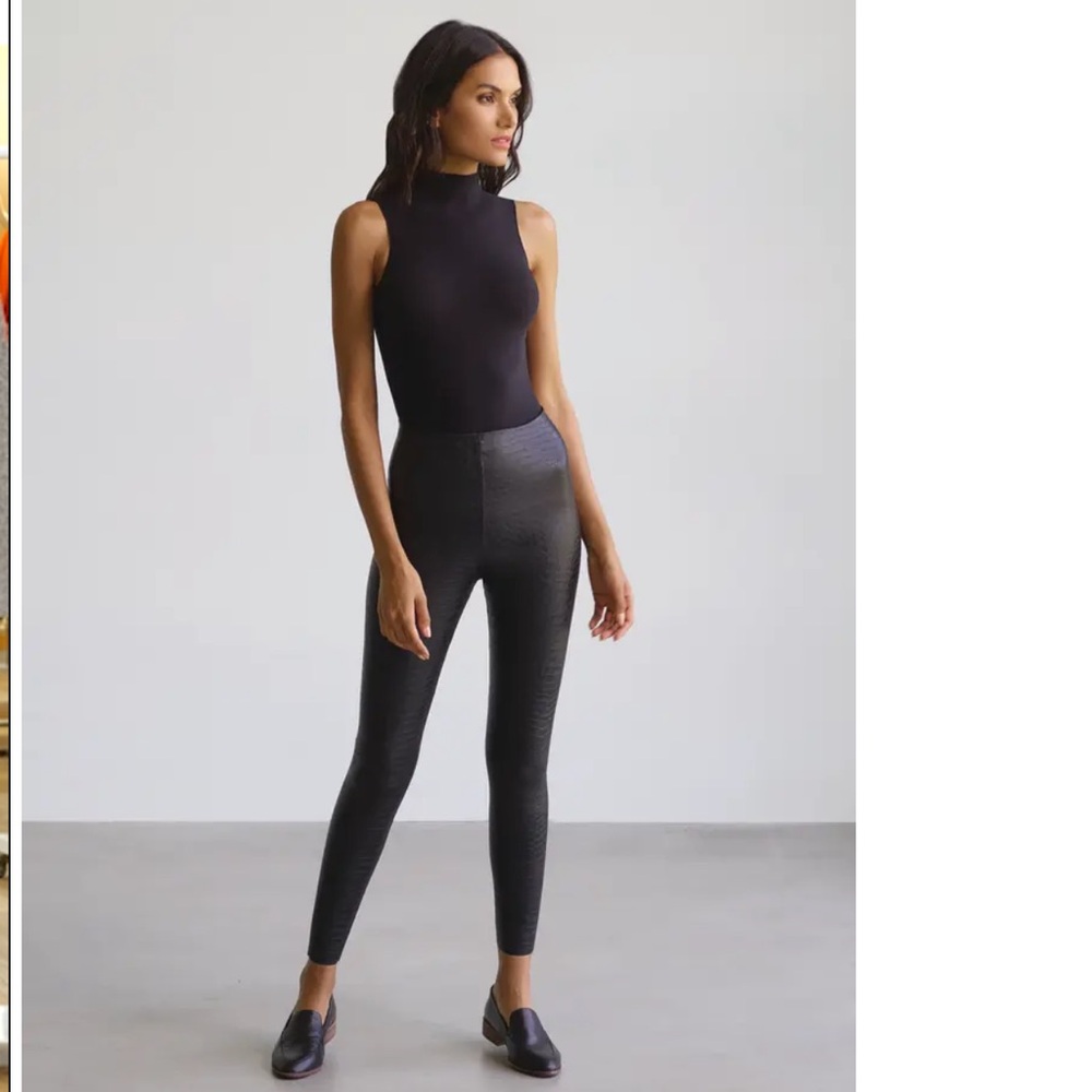Commando Black Croc Leggings